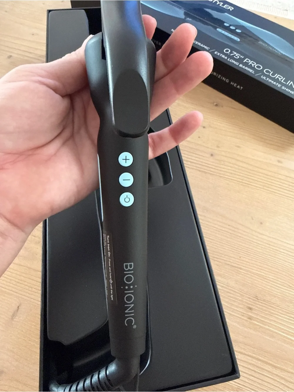 New Bio Ionic Black Curling Iron .75”